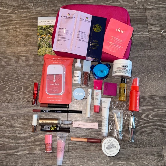 Other - 30 Piece Makeup Bundle PLEASE READ!